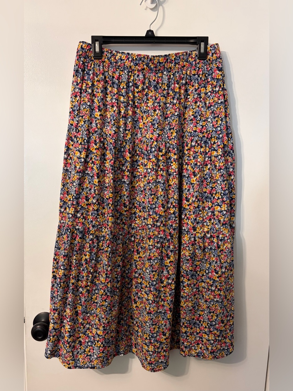 Old Navy Navy Floral Print Maxi Skirt - Picture 2 of 4